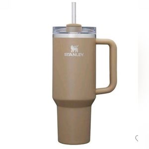 Hearth and Hand Stanley tumbler in Basic Brown